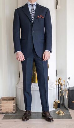 Suit Outfit Ideas, Men Suit Outfit, Best Suits For Men, Blazer Outfits Men, Black Suit Men, Slim Fit Suit Men, Suit Outfit, Formal Fashion, Dark Dress