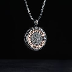 Covered Locket Necklace.  2 mm 60 cm king chain is used.  Your product is made of 925 sterling silver and produced with a cover.  On the top of the cover, Ayet-el Kursi is engraved with the evil eye verse inside the cover, and on the back part, the Surahs of Nas Falaq are engraved.  PERSONALIZED LETTER LOGO NAME DESIGN CAN BE MADE. * PRODUCT DETAILS - Material: Solid 925 Sterling Silver * PRODUCTION METHOD Carefully handmade. - It is sent in gift box with silver wipe cloth. * SIZING - All sizes White Necklace With Intricate Round Design, White Round Necklace With Intricate Design, Engraved White Gold Amulet Necklace, White Round Necklaces With Intricate Design, Medallion Locket Necklace For Blessing, Spiritual Engraved Pendant Chain Necklace, Blessing Medallion Locket Necklace, Traditional Coin Medallion Necklace As A Gift, White Engraved Amulet Style Jewelry