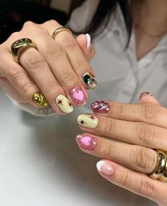 Aura Nails With Gems, Italian Nails Trends, Aesthetic Summer Nails, Nail Art Inspo, Amazon Beauty, Aesthetic Korean