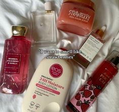 strawberry body care Strawberry Scented Body Wash, I Want To Smell Like Strawberries, Strawberry Body Care Products, Strawberry Smelling Products, Smell Good Combo Strawberry, Strawberry Body Products, Coquette Body Care, Strawberry Self Care, Body Scrub For Strawberry Skin