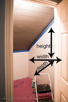 a ladder is in the corner of a room with an arrow pointing to height and width