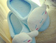 Cute Cinnamoroll Slippers PN0742 ●Size:fit for 23-24.5 cm EUR:38-39US:6-8 UK:4-6 (Please allow 1-3cm differs due to manual measurement.As different computers display colors differently,the color of the actual may vary slightly from the above images.Thanks for your understanding.) ●About Shipping: We attach great importance to the orders of each customer and parcel delivery. 1.Processing time: 2-3 business days. 2.Shipping time: 10-15 business days to US, please allow 3-4 weeks shipping to other country.(Shipping times can be affected by variable customs clearance times or public holidays.) Cute Blue Non-slip Slippers, Cute Blue Slip-on Slippers, Cinnamoroll Slippers, Cute Cinnamoroll, I Get Money, Parcel Delivery, Customs Clearance, Cinnamon Roll, Bunk Bed