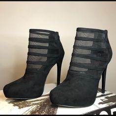 Sexy Suede Black Aldo Platform Heels W/Zipper On Back. See-Through Netting Lined Design Goes Up To Ankle. Statement Piece. Worn Once, Slight Marking On Suede And 1 Small Mark (White) On Netting (Shown In Picture). Besides These Markings, They Look Brand New. Size: 8 Heel: 5in Platform: 1in Black Party Boots With Zipper Closure, Edgy Party Heels With Zipper Closure, Black Boots With Zipper Closure For Party, Edgy High Heels With Zipper Closure, Fitted Black Heels With Zipper Closure, Edgy Party Boots With Zipper Closure, Edgy Boots With Zipper Closure For Party, Chic Heels With Zipper Closure For Night Out, Aldo Shoes