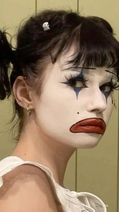 ‼️ALL CREDITS GO TO ORIGINAL OWNER OF PIC‼️ Simple Clown Face Paint, Cowboy Clown Makeup, Happy Clown Makeup Women, Heart Face Clown Makeup, Hobo Clown Makeup, Clown Mouth Makeup, Porcelain Clown Makeup, Clown Makeup Without White Face, Clown Makeup With Blood