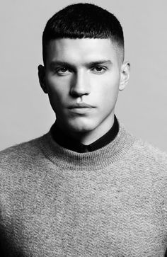 Caesar Haircut, Popular Mens Haircuts, Buzz Cut Hairstyles, Edgars Haircut, The Trend Spotter, Crop Haircut, Men's Short Hair, Haircut Types, Cool Hairstyles For Men