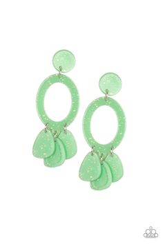 Acrylic mint sparkling post earrings with silver trims. Lightweight and fun jewelry. Pink Jewels, Acrylic Frames, Acrylic Jewellery, Sparkle Earrings, Paparazzi Accessories, Green Earrings, Paparazzi Jewelry, Acrylic Earrings, Trendy Accessories