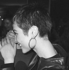 Lera Abova, Low Taper Fade Haircut, Easy Beach Hairstyles, Buzzed Hair, Corte Pixie, Have Inspiration, Buzz Cut, Shaved Hair, Dream Hair