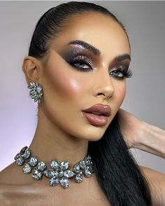 Drag Queen Makeup, Artist Tips, Makeup Artist Tips, Queen Makeup, Lip Art, Beautiful Lips, Flawless Makeup, Smokey Eye Makeup, Gorgeous Makeup