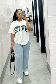 #outfits Neat Casual Outfits, Look Zara, Modest Casual Outfits, Trendy Spring Outfits, Everyday Casual Outfits, Cute Modest Outfits, Skandinavian Fashion, Effortlessly Chic Outfits, Everyday Fashion Outfits