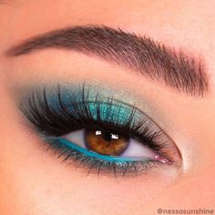 Teal Eye Makeup, Teal Eyeshadow, Teal Makeup, Eye Makeup Images, Cute Eye Makeup, Super Shock, Eye Makeup Techniques, Eye Makeup Pictures, Eye Makeup Designs