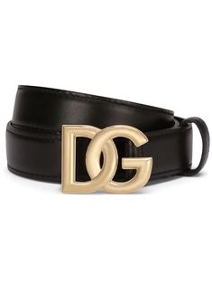 black calf leather smooth grain logo-buckle detail pre-drilled holes adjustable fit gold-tone hardware buckle fastening Luxury Black Belt With Logo, Luxury Modern Belt With Logo, Dolce Gabbana Belt, Dg Logo, Chic Leather, Black Leather Belt, Dolce E Gabbana, Leather Cap