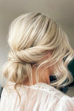 Bridesmaid Hair Inspo, Chic Updo, Updo Ideas, Wedding Hair Up, Guest Hair, Bridesmaid Hair Makeup, Ball Hairstyles, Wedding Guest Hairstyles