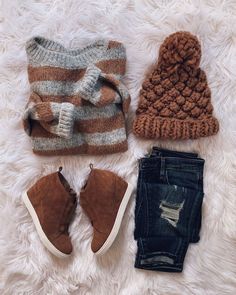 Womens Style Inspiration, Peyton Sawyer, Style Inspiration Casual, Womens Style, Mode Casual, Cute Fall Outfits, Looks Chic, Casual Winter Outfits, Sweaters And Jeans