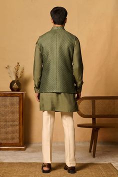 Green layered bundi with thread embroidered floral motifs and sequin embellishments. Comes with inner kurta and pant. - Aza Fashions Kurta Set For Men, Nehru Jackets, Kurta Set, Green Silk, Pants Pattern, Green Man, Floral Motifs, Mandarin Collar, Aza Fashion