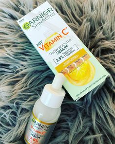 Garnier Serum Vit C, Serum For Glowing Skin, Dark Skin Makeup Tutorial, Garnier Skin Care, Serum Facial, Natural Face Skin Care, Garnier Skin Active, Facial Skin Care Routine, Pretty Skin Care