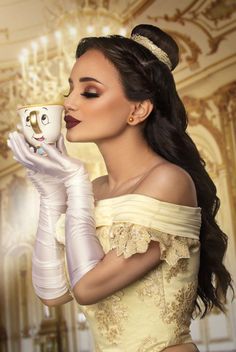 Beauty And The Beast Wedding Makeup, Beauty And The Beast Inspired Outfits, Belle Makeup Disney, Belle Makeup Looks, Princess Belle Hair, Beauty And The Beast Wedding Dresses