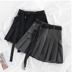 FREE SHIPPING ON ALL ORDERS OVER $50 | 100% SATISFACTION GUARANTEED Click "ADD TO CART" To Get Yours Now | Up To 60% OFF ✨ Get yourself a cute retro look! This Arimonz Half-length Pleated Skirt Short Skirt High Waist Women Skirts is a trendy a-line skirt that features a high waist with elastic to keep it in place, a half-length pleated skirt on the front, straight skirt on the back. Pair this with your favorite t-shirt and flip-flops for a chic casual outfit. 📌 The Skirt Is Excellent 📌 Made Wi Gothic Streetwear, Womens Streetwear, Short Black Skirt, Harajuku Women, Cheap Skirts, Long Maxi Skirts, Pleated Skirts, Fashion Fits, Style Streetwear