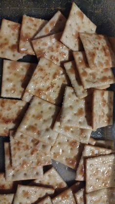 Chicken In A Biscuit Crackers, Chicken In A Biscuit, Biscuit Crackers, Chicken Biscuit, Chicken Bullion, Chicken And Biscuits, Saltine Crackers, Cracker Recipes, Xmas Cookies