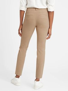 Versatile Tight Mid-rise Bottoms, Fall Slim Fit Tapered Leg Bottoms, Mid-rise Fitted Pants For Business Casual, Fitted Mid-rise Business Casual Pants, Fitted Mid-rise Pants For Business Casual, Tight Straight Leg Work Pants, Tight Straight Leg Pants For Work, Versatile Fitted Bottoms With Hip Pockets, Fitted Bottoms With Hip Pockets