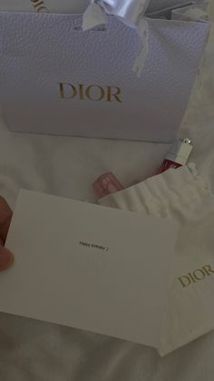 Modest Aesthetic, Dior Girl, Classic Hollywood Glamour, Happy Birthday Wallpaper, Fashion Content, Birthday Wallpaper, Bff Photoshoot Poses, Blush Nails, Bff Photoshoot