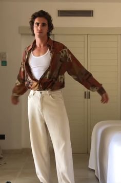 70s Looks Men, 70s Inspired Mens Outfits, 70s Button Up Shirt Men, Tropical Outfit Ideas Men, 70 Style Outfits 70s Fashion Men, 70s Aesthetic Fashion Men, Vintage Button Up Shirt Outfits, 70s Male Outfits, 70s Inspired Outfits Men