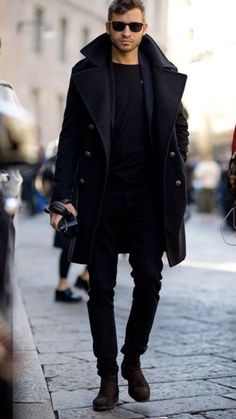 Street Fashion Show, Men Boot, Mens Smart Casual Outfits, Men's Trench Coat, Black Trench Coat, Cool Winter, Smart Casual Men, Best Dressed Man, Mens Fashion Smart