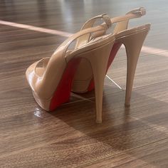 Simple Nude Slingback Red Bottoms Clean Shape Red Bottoms, Louboutin Shoes, Christian Louboutin Shoes, Women's Shoes Sandals, Christian Louboutin, Shoes Sandals, Size 7, Women Shoes, Sandals