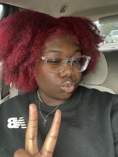 Burgundy 4c Natural Hair, Dyed Natural Hair Burgundy, Dyed Hair 4c, Burgundy Natural Hair, Burgundy Hair Ideas, Maroon Hair Color, Burgundy Curly Hair