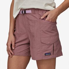 These heritage-inspired shorts are made of 95% nylon (65% recycled)/5% spandex with a DWR (durable water repellent) finish. Inseam is 4". Fabric Details Made of durable 95% nylon (65% recycled)/5% spandex with a DWR (durable water repellent) finish that sheds light moisture Elasticized Waist Elasticized waistband with grosgrain tab for an adjustable fit Fit Details Back yoke for a flattering fit Pocket Details Two slash front pockets secure with zippers Pocket Details Two drop-in side pockets wi Summer Outfits Alt, Summer Outfits Aesthetic Vintage, Alt Summer Outfits, Patagonia Outdoor, Patagonia Shorts, Modest Summer Outfits, Hiking Shorts, Hiking Tips, Fit Details