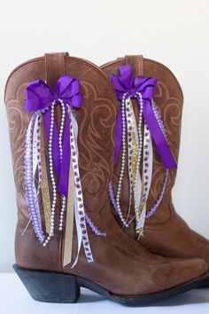 LSU game-day boot bow ribbons | college football game-day accessory Lsu College Bed Party, Lsu Party Decorations, Lsu Game Day Outfit, Lsu Gameday, Lsu College, Lsu Outfits, Gameday Fits, Preppy Country