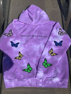 Aesthetic Morado, Butterfly Clothes, Butterfly Sweatshirt, Aesthetic Hoodies, Custom Onesies, Bear Hoodie, Tie Dye Hoodie