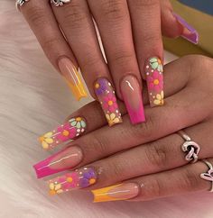 Sparkly Diamond Nails, Simple Summer Nails Stiletto, Spring Baddie Nails, Spring Birthday Nails, Encanto Nails, Mexican Inspired Nails Mexico, Spring Nails Long, Mexico Nails, Spring Acrylic Nails