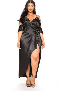 Plus Size Heels, Leslie Sidora, Satin Clothes, Gowns Elegant, Plus Size Party, Wrap Maxi Dress