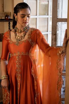 Rust Anarkali, Orange Anarkali, Paulmi And Harsh, Rave Party Outfit, Asian Clothing, Anarkali Dresses, Resham Embroidery, Silk Anarkali, 1950’s Fashion