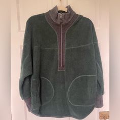 Free People Quarter Zip Fleece Jacket Size Xs Like Brand New Free People Fleece, Outdoor Winter Half-zip Fleece Jacket, Green Fleece Outdoor Outerwear, Outdoor Half-zip Fleece Jacket With Zipper, Midweight Half-zip Fleece Jacket For Outdoor, Outdoor Half-zip Fleece Jacket With Zipper Closure, Quarter Zip Fleece, Free People Jacket, Snow Jacket