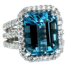 Grad Rings, Stunning Aesthetic, Swiss Blue Topaz Ring, Blue Diamond Ring, Blue Diamonds, Diamond Jewelry Designs, Diamonds Ring, Expensive Jewelry, Futurama