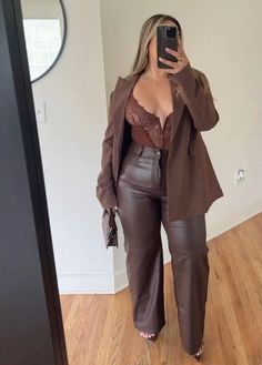 Leather Dress Curvy, Classy Plus Size Outfits Winter, Plus Size Birthday Outfit Ideas Summer, Birthday Outfit Ideas For Women Plus, Plus Size Bday Outfit, Plus Size Night Out Outfit Clubwear, Classy Plus Size Outfits, Plus Size Going Out Outfits, Vestidos Country