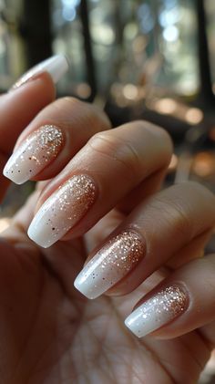 White Nails Sparkly Nails Wedding, Bridal Nails With Sparkle, Gold White Christmas Nails, White And Gold Dip Nails, White And Gold Sparkle Nails, White Gold Sparkle Nails, Minimal Design Nails, Wedding Nails With Gold, Best Wedding Nails Brides