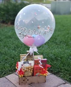 Gourmet snacks with personalized balloon Gourmet Chocolate Chip Cookies, Spice Drops, Candy Gift Baskets, Housewarming Gift Baskets, Making People Happy, Gourmet Snacks, Gourmet Gift Baskets, Wood Basket, Chocolate Wafers