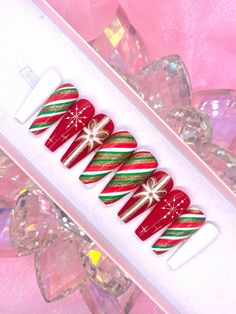 Peppermint Christmas Nails, Tacky Christmas Nails, Red And Green Sweater Nails, Christmas Vacation Nails, Christmas Nails Green And Red, Press On Nails Christmas, Christmas Nails Red Green Gold, Red And White Christmas Nails, Nutcracker Nails