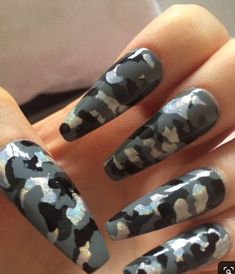 NAILS Silver Holographic Nails, Bape Nails, Nails Acrylic Long, Halloween Toe Nails, Nails After Acrylics, Graffiti Nails, Ideas For Nails