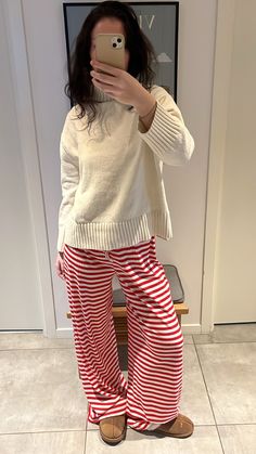 Pyjama Pants Outfit, Aesthetic Pyjamas, Pyjamas Outfit, Scandinavian Fashion, Copenhagen Style, Stockholm Fashion, Teen Fashion Outfits