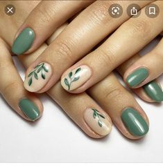 Natural Nails Green Designs, Nature Design Nails, Green September Nails, September Green Nails, Simple Plant Nails, Simple Plant Nail Designs, Biab Nail Design Green, Green Leafy Nails, Greenery Nail Design