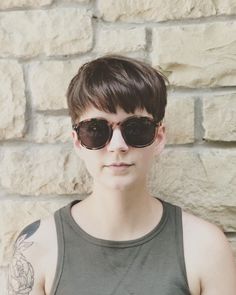 Pixie Bowlcut, Pixie Bowl Cut, Fine Hair Styles For Women, Tomboy Hairstyles, Lady Hair, Change Hair, Short Bangs