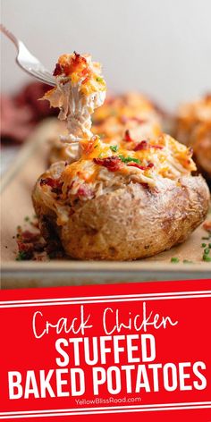 Chicken Over Baked Potatoes, Baked Potatoes Main Dish, Rotisserie Chicken Baked Potato, Twice Baked Chicken Potatoes, Chicken Stuffed Potatoes Recipes, Chicken Baked Potato Recipes, Meat Stuffed Baked Potatoes, Baked Potato As A Meal, Bacon Wrapped Baked Potato