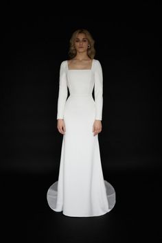 Simple Elegant Wedding Dress Kleider, Wedding Dresses Simple Turtle Neck, Wedding Dresses Square Neckline Crepe, Wedding Dress Square Neck Bishop Sleeve, Wedding Dresses Long Sleeve Civil, Long Sleeve Square Neck Wedding Dresses, Minimalist Wedding Dresses Square Neck, Long Sleeve Square Neck Corset Wedding Dress, Long Sleeve No Strap Wedding Dress