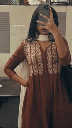 credits:@priya_.2000 Desi Attire, Indian Kurti Aesthetic Casual, Indian Fashion Casual, Photos In Kurti Aesthetic, Brown Kurti, Aesthetic Indian Outfit Pictures, Desi Girl Aesthetic Lehenga, Desi Girl Aesthetic Kurti, Anarkali Dress Pattern