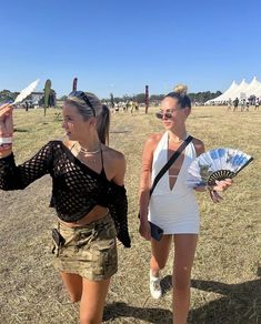 #festival#cute festival outfits#fall festival
#festival outfits 2023#festival hair Leeds Festival Outfits, Reading Festival Outfits, Casual Festival Outfit, Outdoor Concert Outfit, Lollapalooza Outfit, Leeds Festival