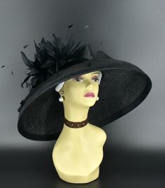 M22025F Black Hat Audrey Hepburn Hat With Double Feather - Etsy Slovakia Adjustable Evening Hat With Feather Trim, Feathered Top Hat For Kentucky Derby Races, Short Brim Costume Hats With Feather Trim For Races, Black Feather Trim Hat For Kentucky Derby, Feathered Hat For Royal Ascot Races, Evening Mini Hat With Feather Trim And Curved Brim, Formal Mini Hats With Feathers And Short Brim, Kentucky Derby Costume Hats With Feather Trim, Formal Mini Hat With Feathers And Short Brim