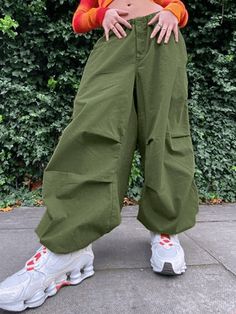 Relaxed Drawstring Low Waist Cargo Pants - AnotherChill Sweatpants Chic, Cargo Pants Women Baggy, Korean Pants, Pink Cargo Pants, Y2k Cargo Pants, Hiphop Streetwear, White Cargo Pants, Fall Streetwear, Y2k Pants